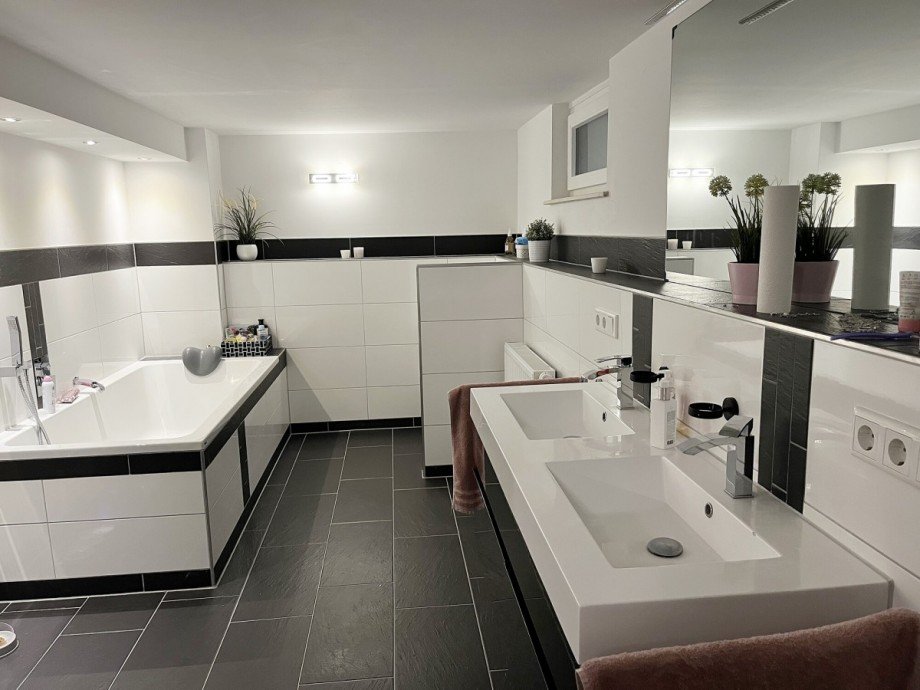 Bad Bungalow H�nxe / Bruckhausen