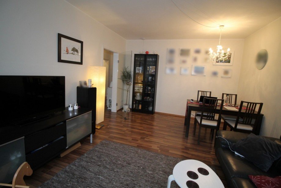 Wohnzimmer 1.OG Mehrfamilienhaus Duisburg / Aldenrade