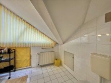 Bad DG. Sch�ne Doppelhaush�lfte in Dinslaken Eppinghoven zu verkaufen.