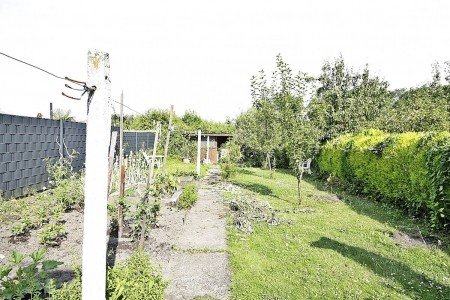 Hauptbild Sanierungsbed�rftiges Haus mit gro�em Grundst�ck