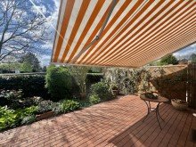 Terrasse Sch�ne Doppelhaush�lfte in Dinslaken Eppinghoven zu verkaufen.