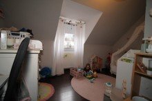 Kind DG Kapitalanlage oder Eigennutz - beides geht

Mehrfamilienhaus in Duisburg-Aldenrade