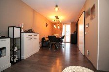 Hauptbild Gro�es Gl�ck f�r die kleine Familie