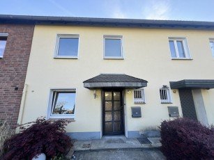 Hauptbild Familiengl�ck in M�lheim-Heimaterde: Gepflegtes Reihenhaus mit gro�em Garten