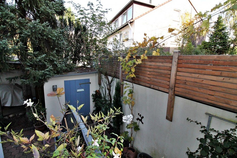 Ausgang Garten Mehrfamilienhaus Duisburg / Aldenrade