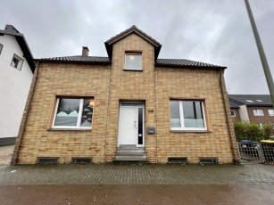 Hauptbild Freistehendes 1- 2 Familienhaus auf fast 2.000 qm in Duisburg Walsum Grenze Dinslaken.