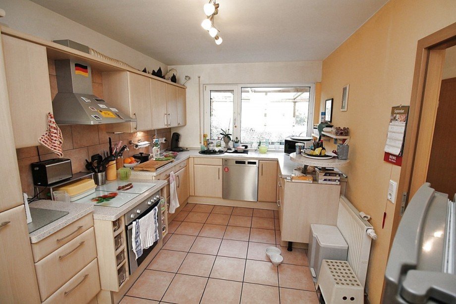 K�che Wohnung Oberhausen / D�mpten